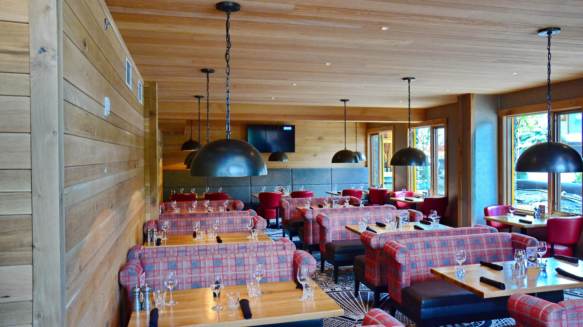 Moose Hotel And Suites Banff