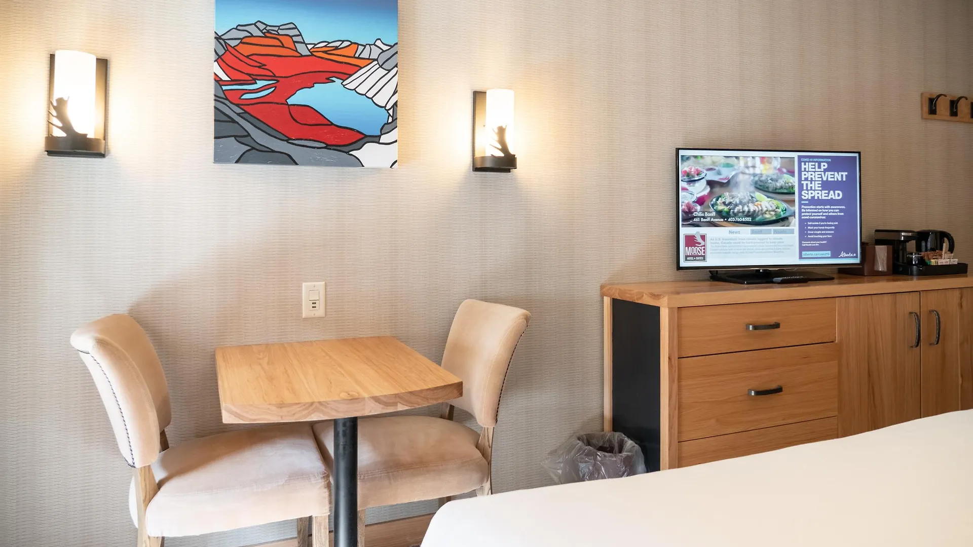 ****  Moose Hotel And Suites Банф Канада
